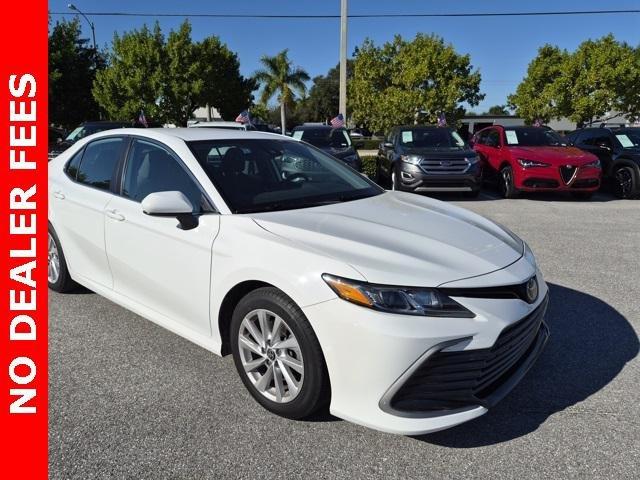 Toyota Camry Fwd Le Sedan - View 1