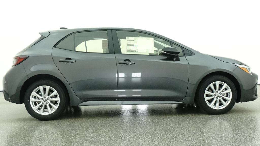 Toyota Corolla Hatchback Se - Thumbnail 4