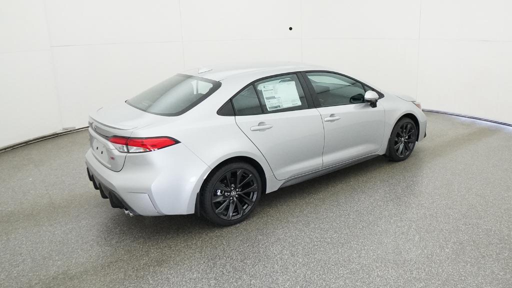 Toyota Corolla Se - Thumbnail 10