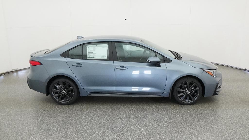 Toyota Corolla Se - Thumbnail 7