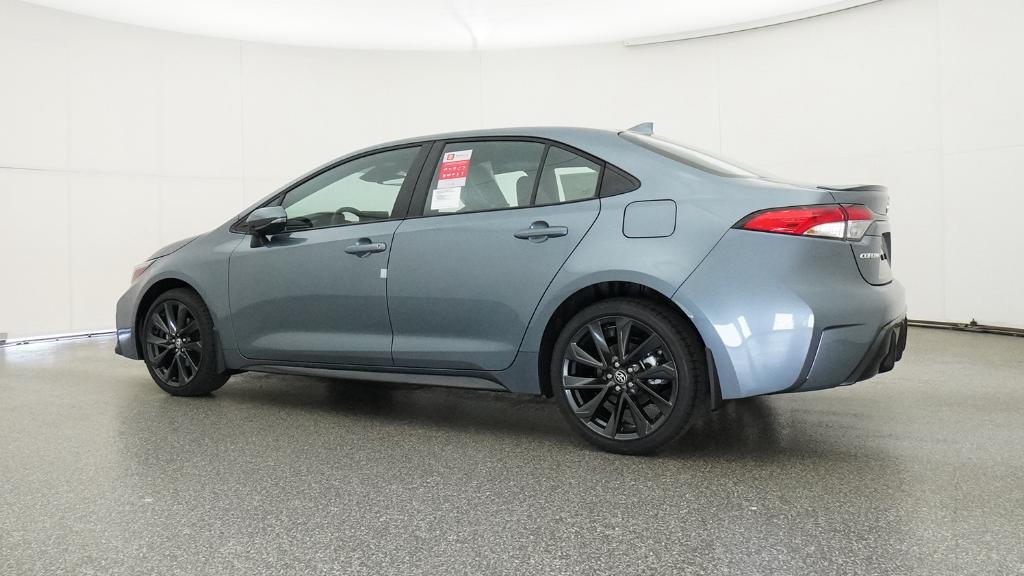 Toyota Corolla Se - Thumbnail 6