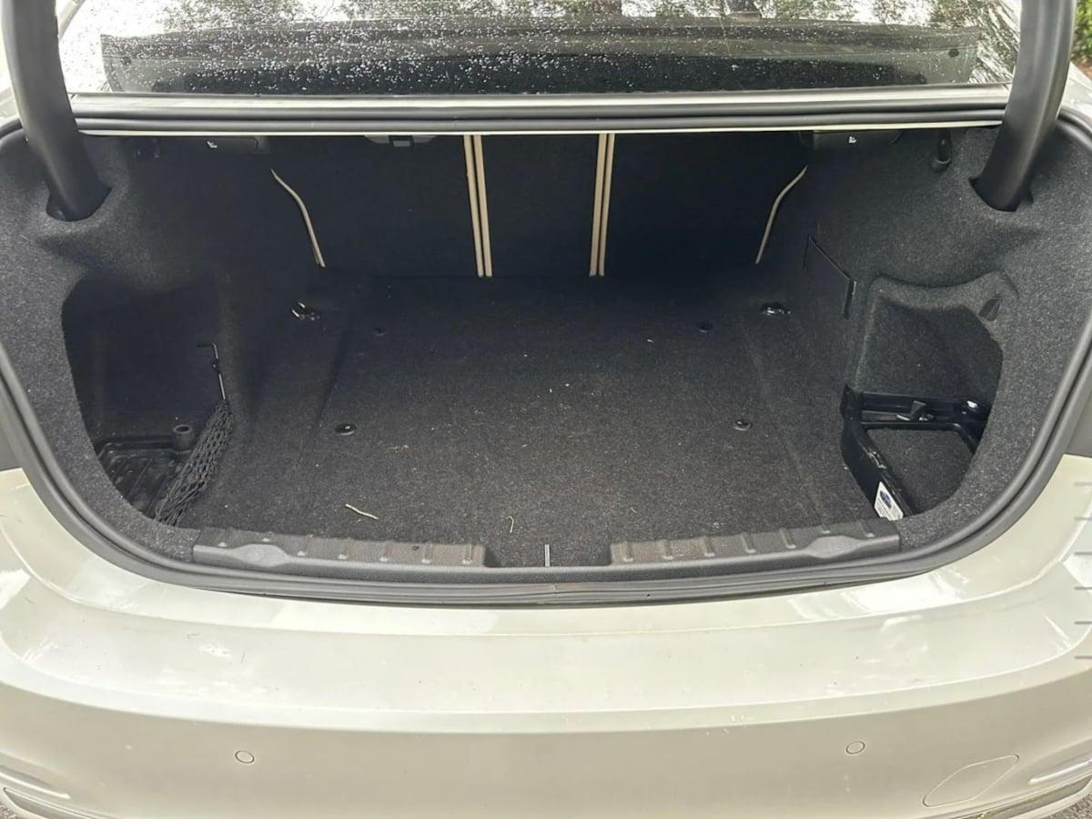 Bmw 3 Series 328I - View 1