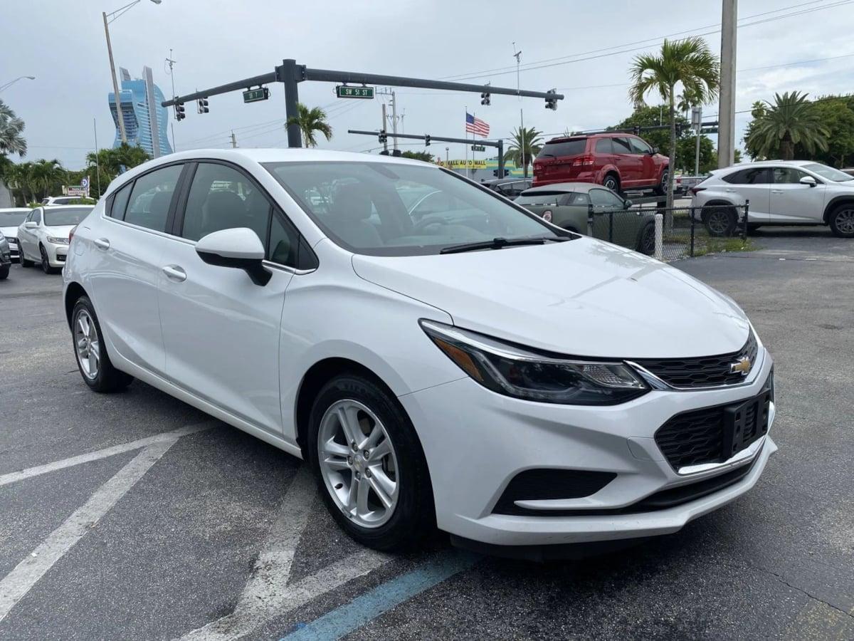 Chevrolet Cruze Lt - Thumbnail 2