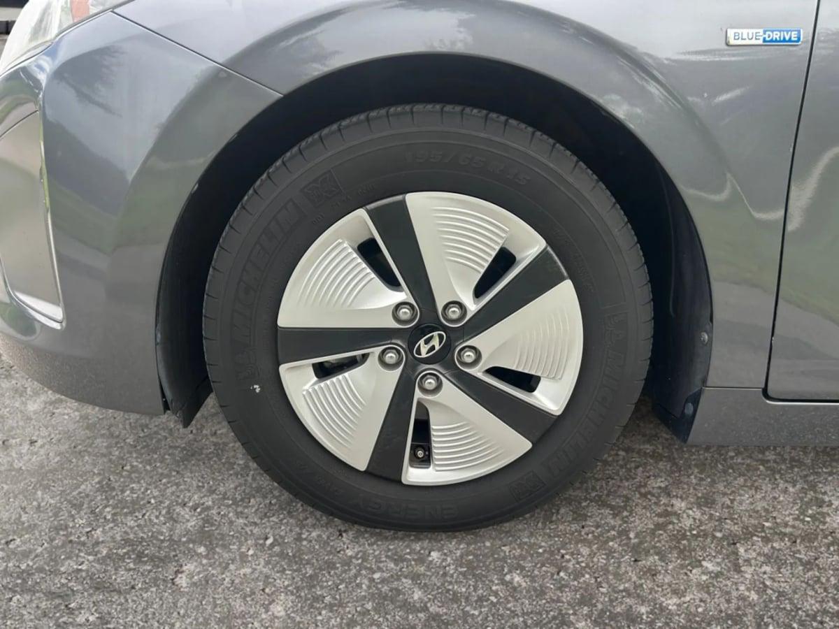 Hyundai Ioniq Hybrid Blue - Thumbnail 15
