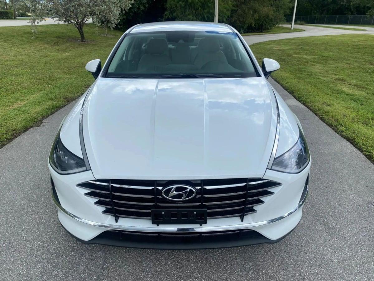 Hyundai Sonata Se - Thumbnail 3