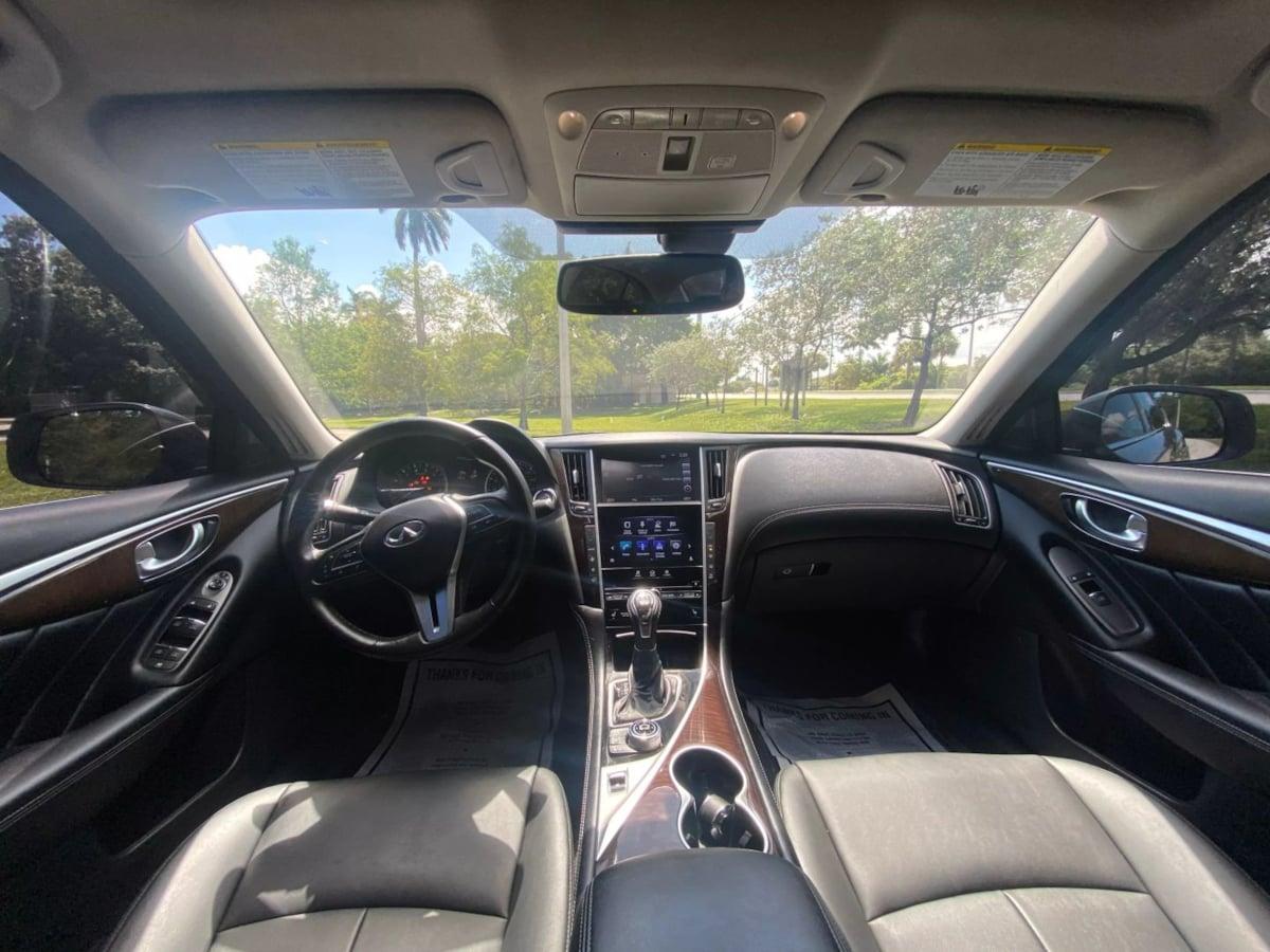 Infiniti Q50 3.0T Luxe - Thumbnail 10