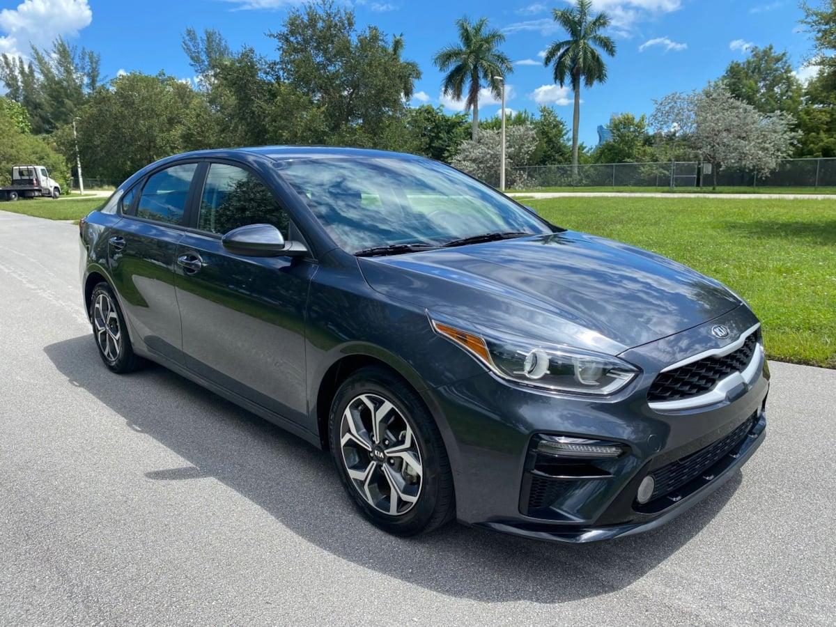 Kia Forte Lxs - Thumbnail 2