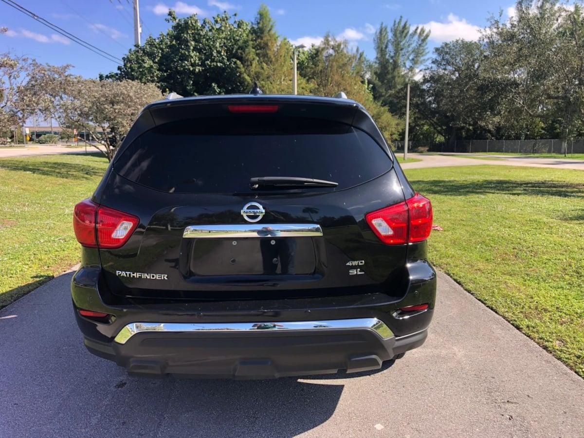 Nissan Pathfinder Sl - Thumbnail 7