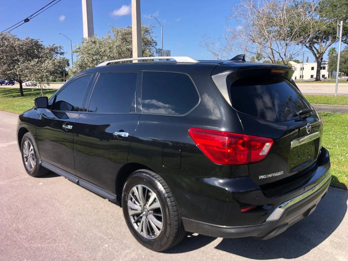 Nissan Pathfinder Sl - Thumbnail 6