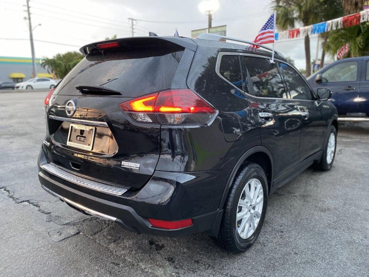 Nissan Rogue S - Thumbnail 7