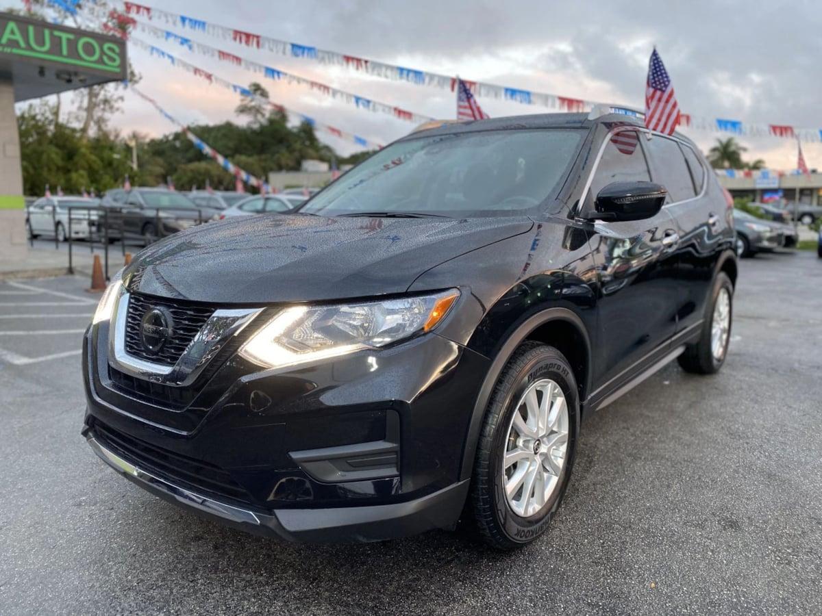 Nissan Rogue S - Thumbnail 4