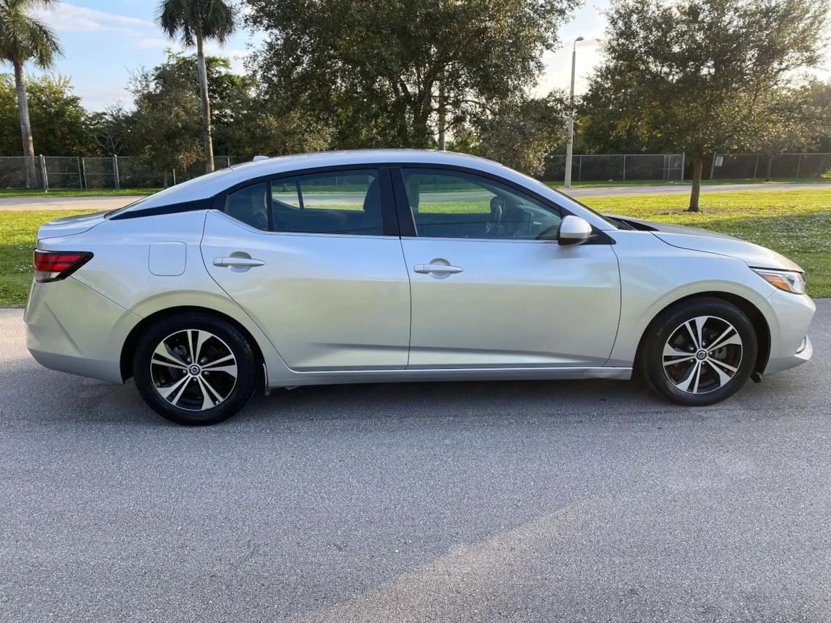 Nissan Sentra Sv - Thumbnail 8