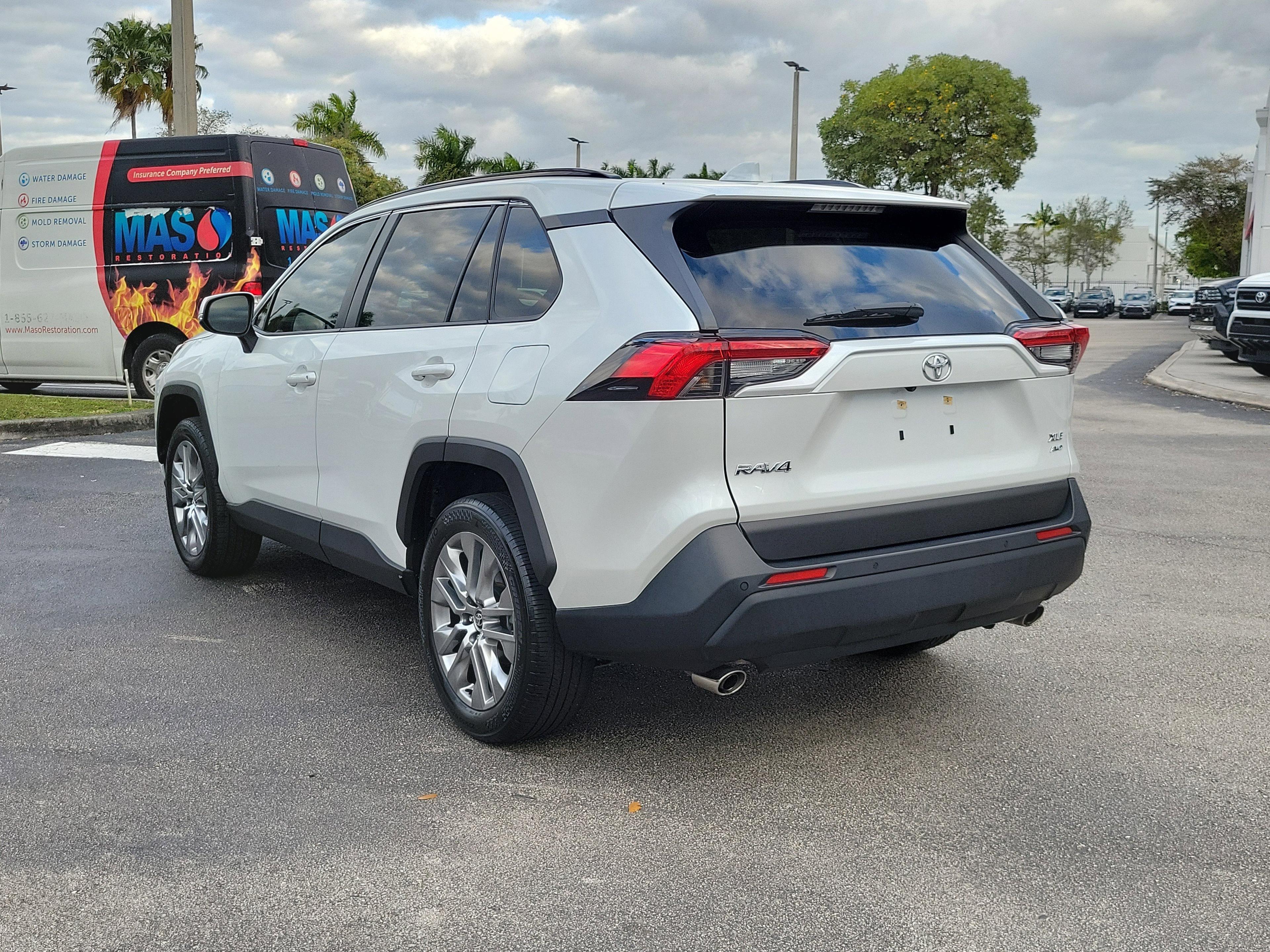 Toyota Rav4 Xle Premium Awd - Thumbnail 7
