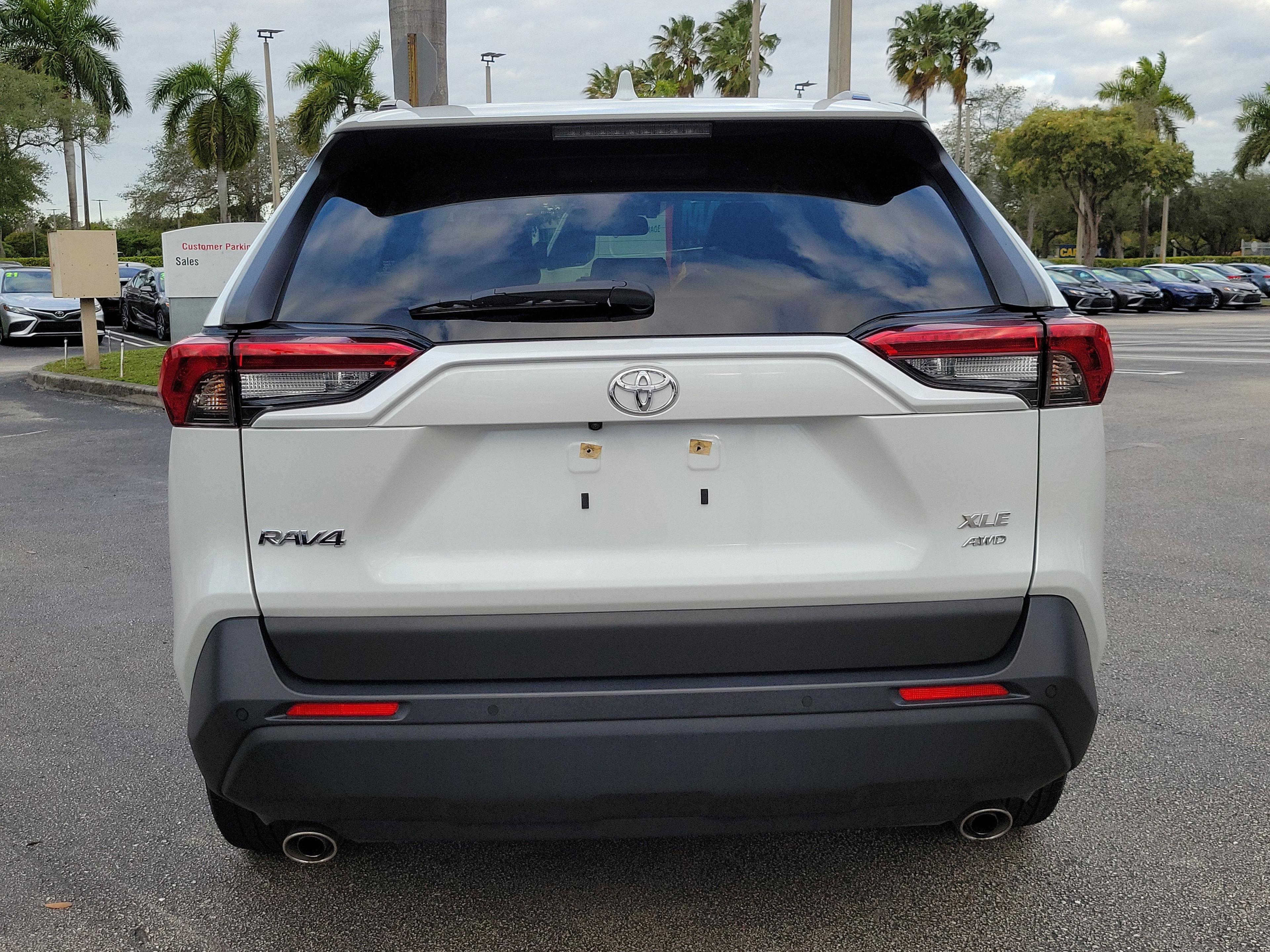 Toyota Rav4 Xle Premium Awd - Thumbnail 6