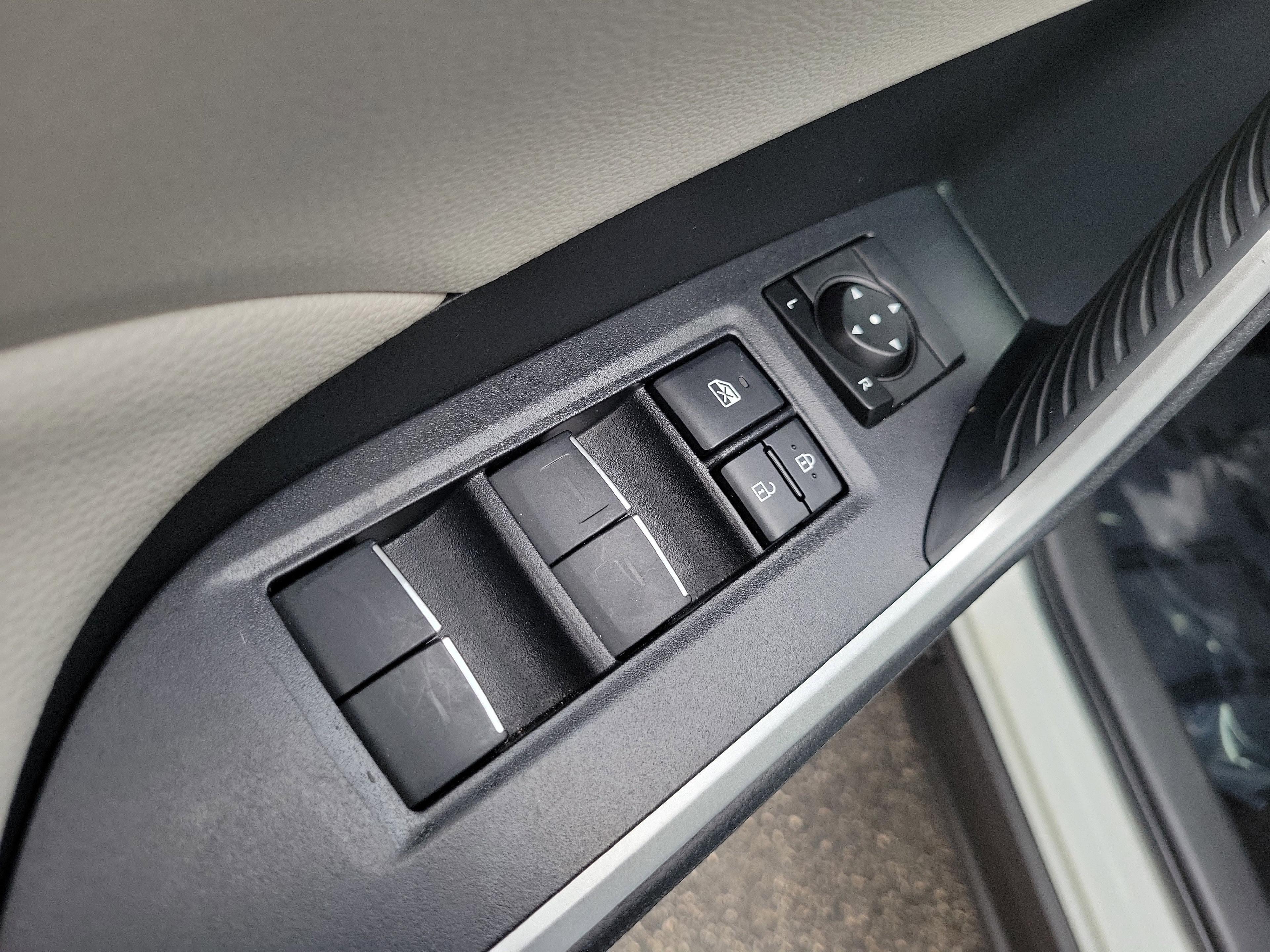 Toyota Rav4 Xle Premium Awd - Thumbnail 14