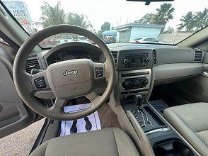 Jeep Grand Cherokee Laredo - View 1