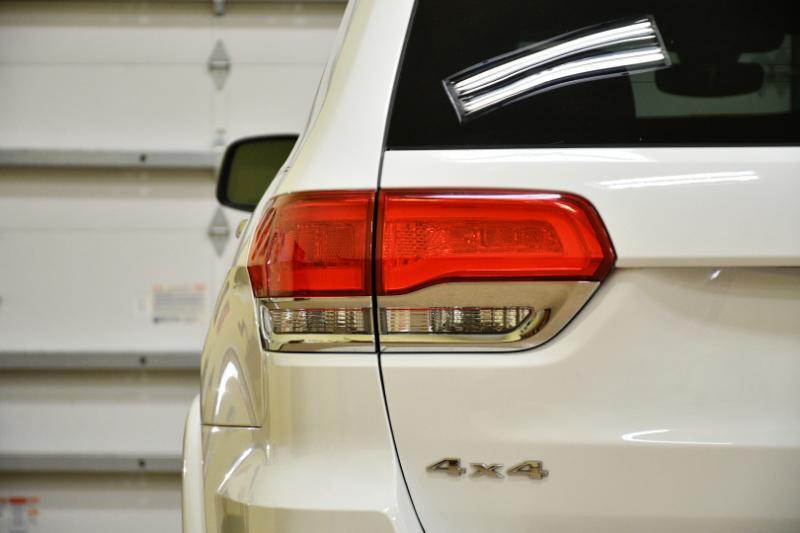 Jeep Grand Cherokeeoverland 4Wd - Thumbnail 12