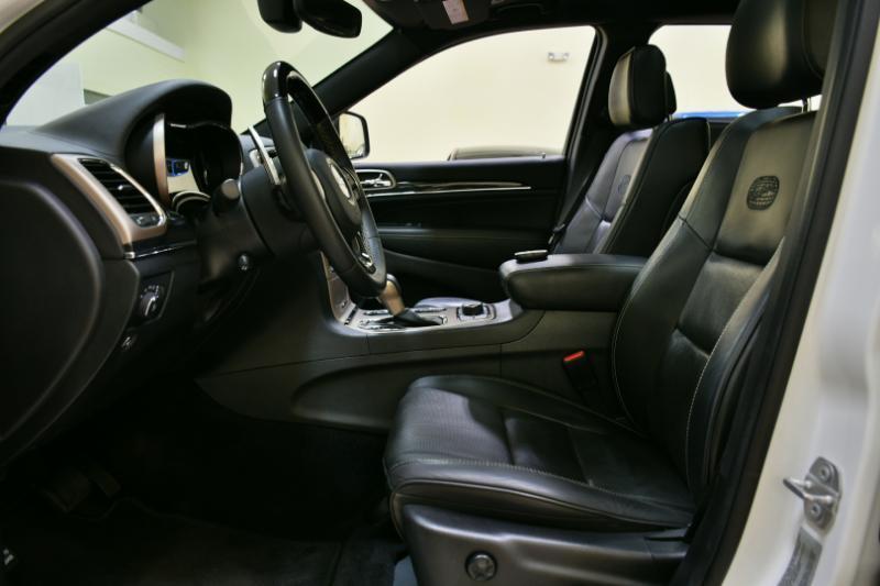 Jeep Grand Cherokeeoverland 4Wd - Thumbnail 18