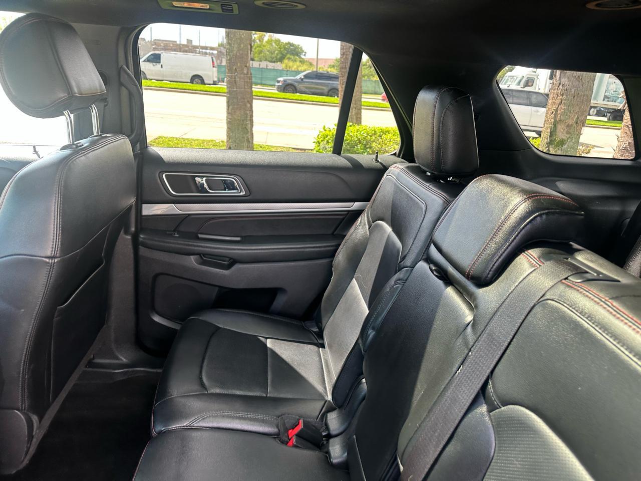 Ford Explorersport 4Wd - Thumbnail 13