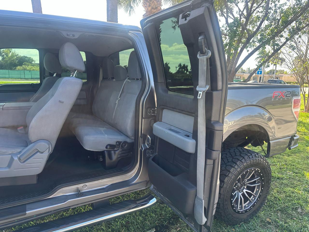 Ford F-1502Wd Supercab 145" Stx - Thumbnail 10