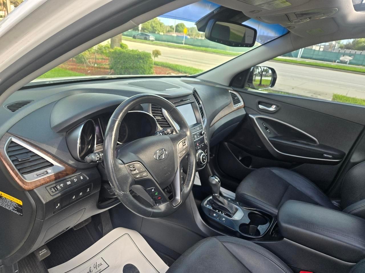 Hyundai Santa Feultimate Awd - Thumbnail 11