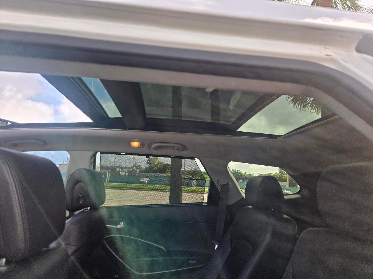 Hyundai Santa Feultimate Awd - Thumbnail 14