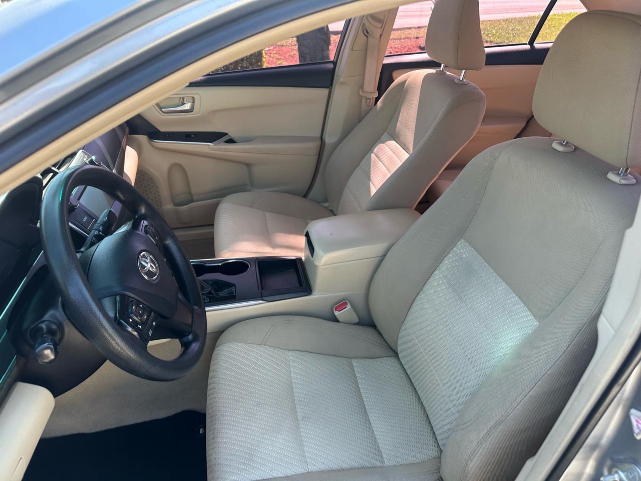 Toyota Camryse - Thumbnail 14