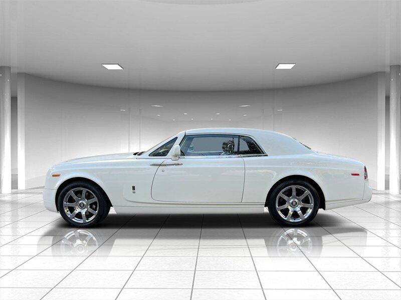 Rolls-Royce Phantom Coupe - Thumbnail 2