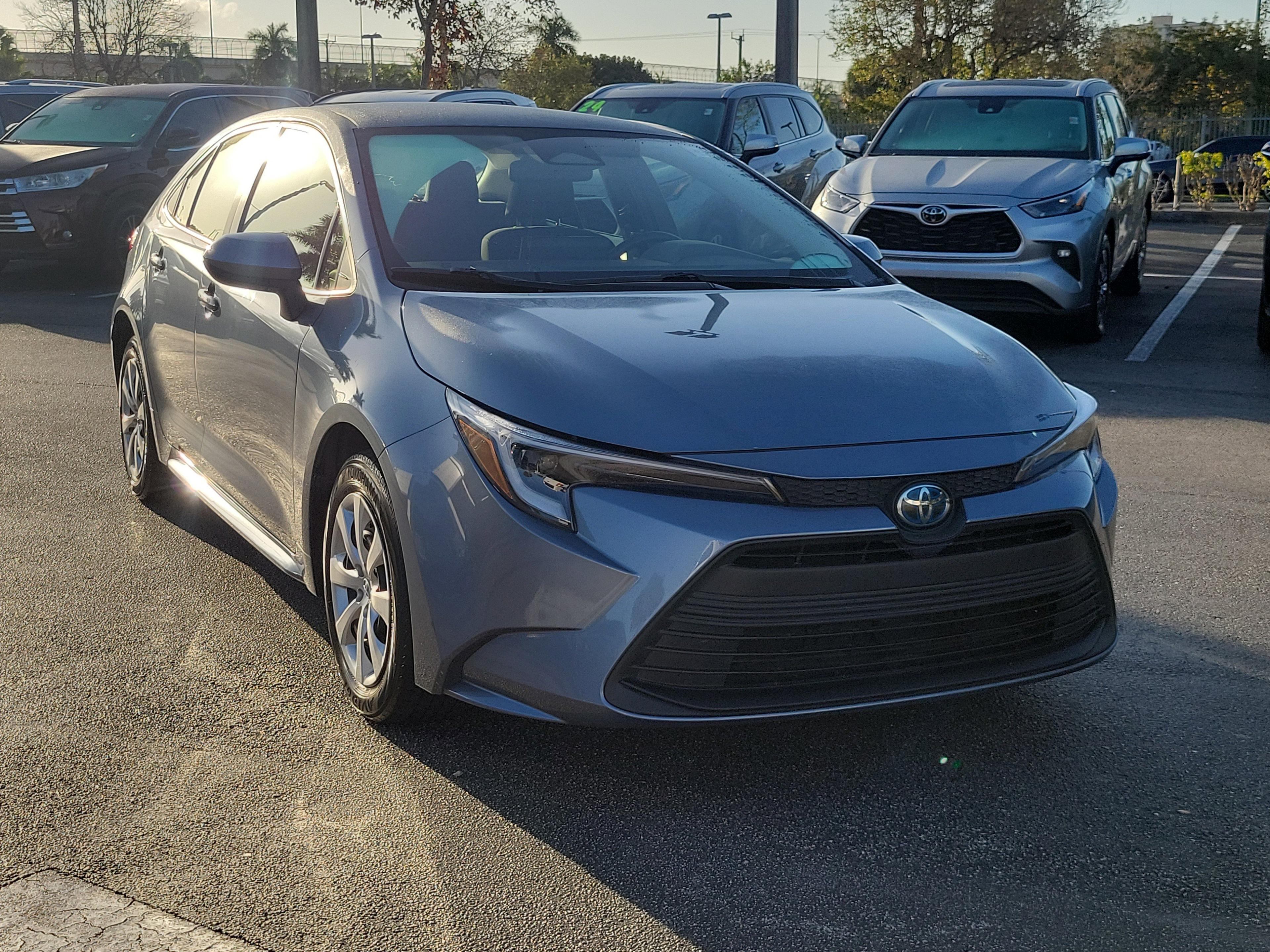 Toyota Corolla Hybrid Le Fwd - Thumbnail 4