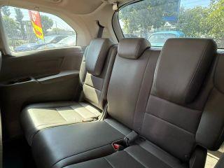 Honda Odyssey - Thumbnail 4