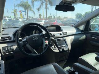 Honda Odyssey - Thumbnail 2