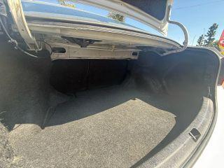 Toyota Corolla - Thumbnail 5