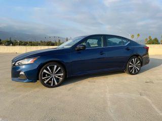 Nissan Altima - Thumbnail 9