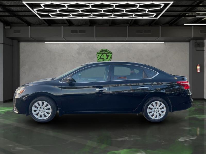 Nissan Sentra S - Thumbnail 3