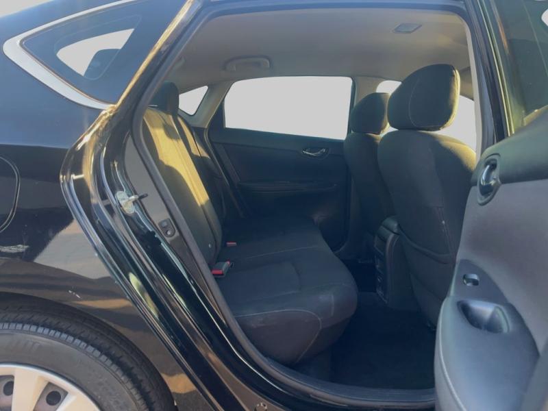 Nissan Sentra S - Thumbnail 13