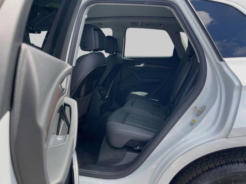 Audi Q5 45 S Line Premium - Thumbnail 12
