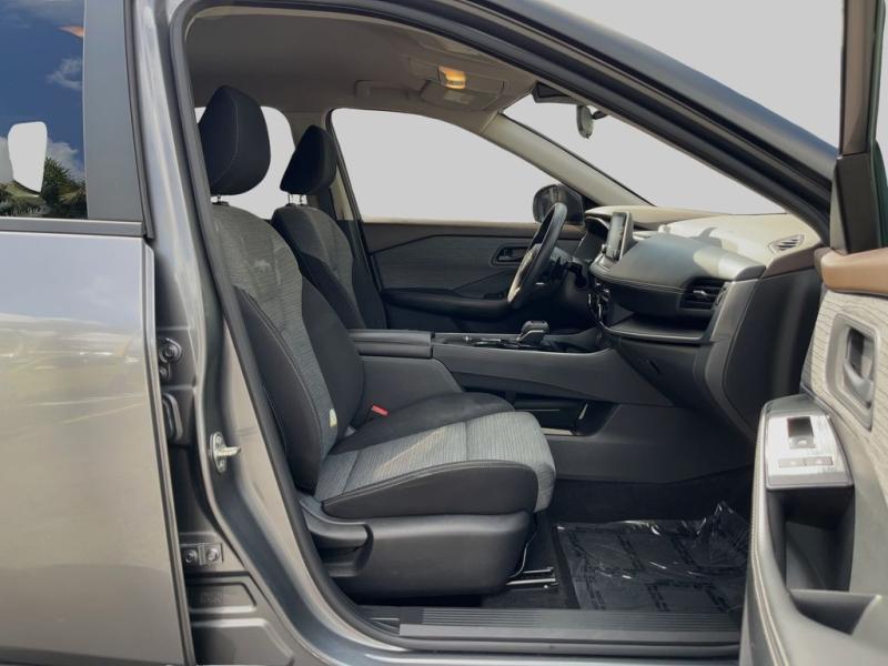 Nissan Rogue S - Thumbnail 14