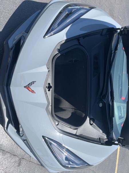 Chevrolet Corvette Stingray - Thumbnail 18