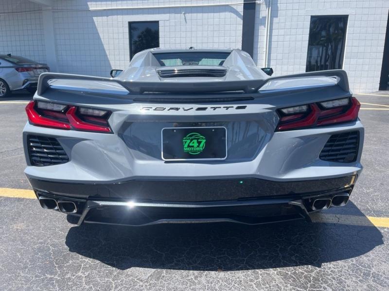 Chevrolet Corvette Stingray - Thumbnail 5