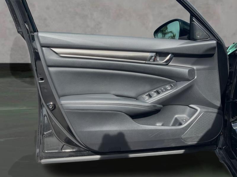 Honda Accord Sport - Thumbnail 10