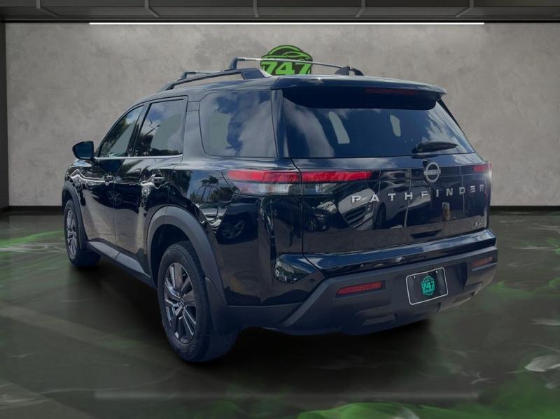 Nissan Pathfinder Sv - Thumbnail 4
