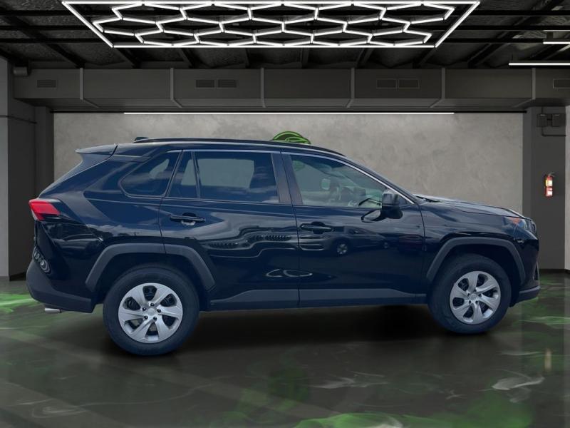 Toyota Rav4 Le - Thumbnail 7