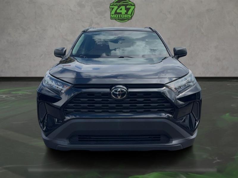 Toyota Rav4 Le - Thumbnail 9