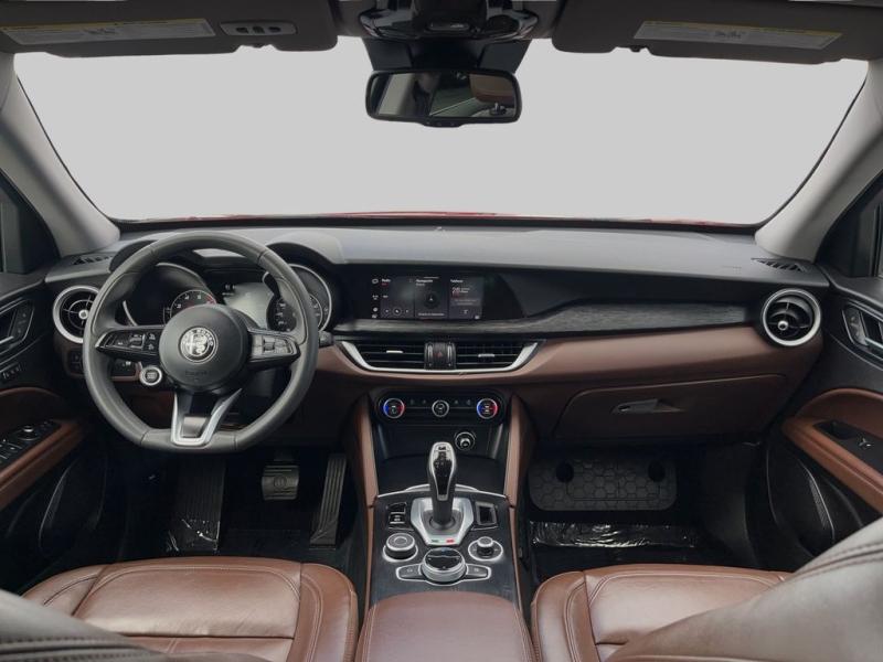 Alfa Romeo Stelvio - Thumbnail 15