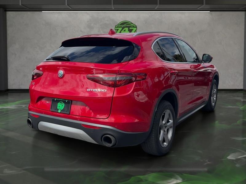 Alfa Romeo Stelvio - Thumbnail 6