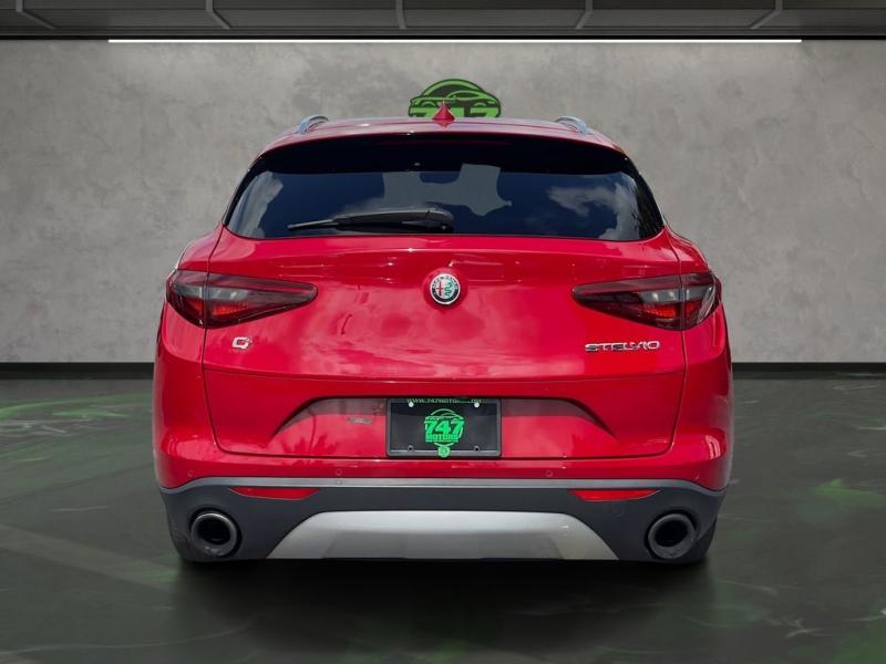 Alfa Romeo Stelvio - Thumbnail 5