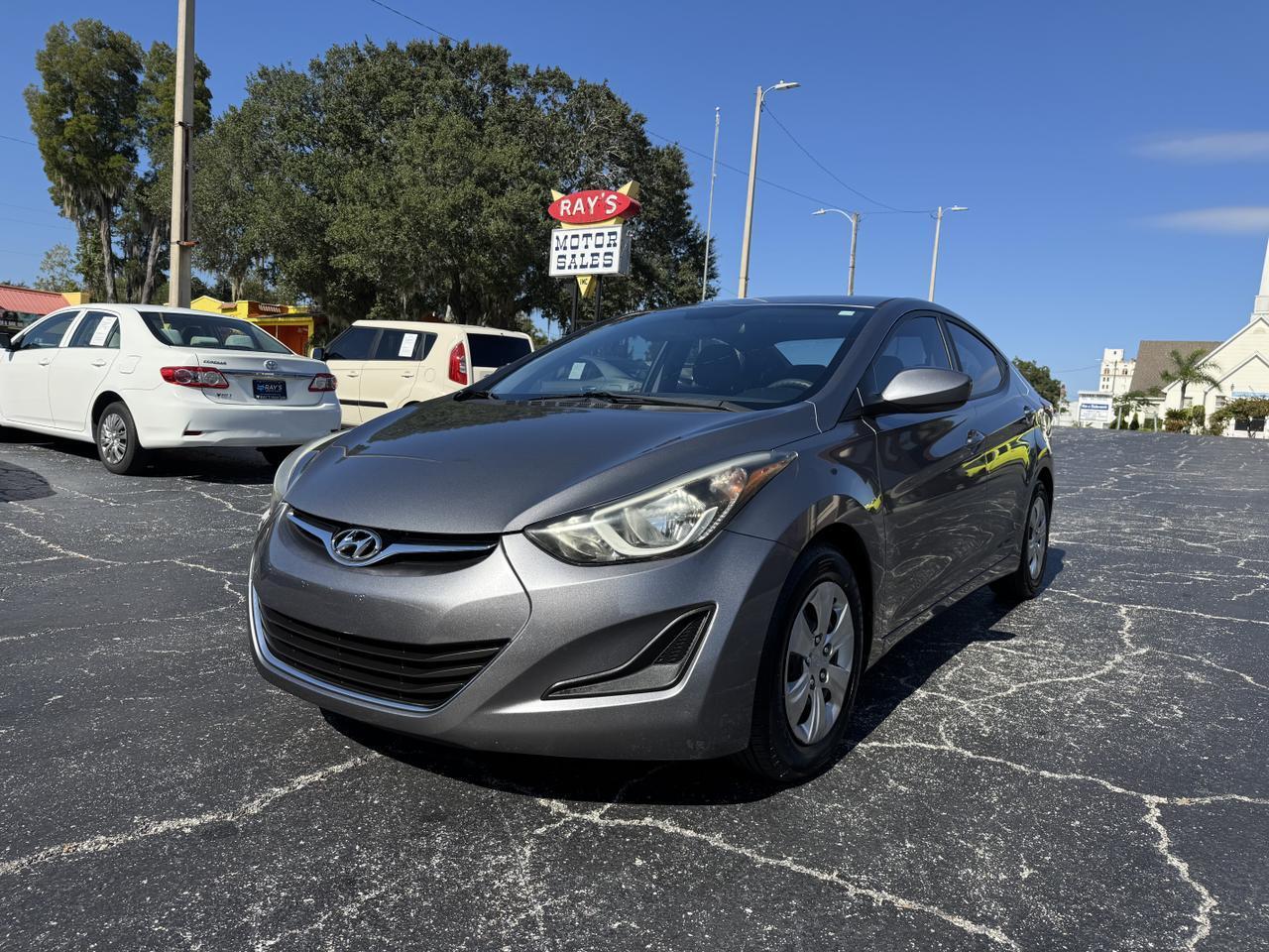 Hyundai Elantra - View 1