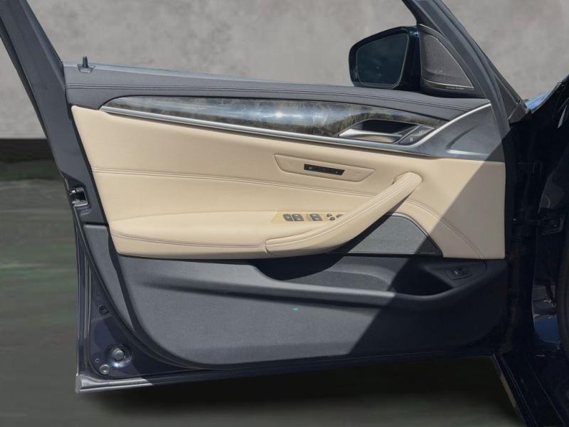 Bmw 5 Series 530I - Thumbnail 10