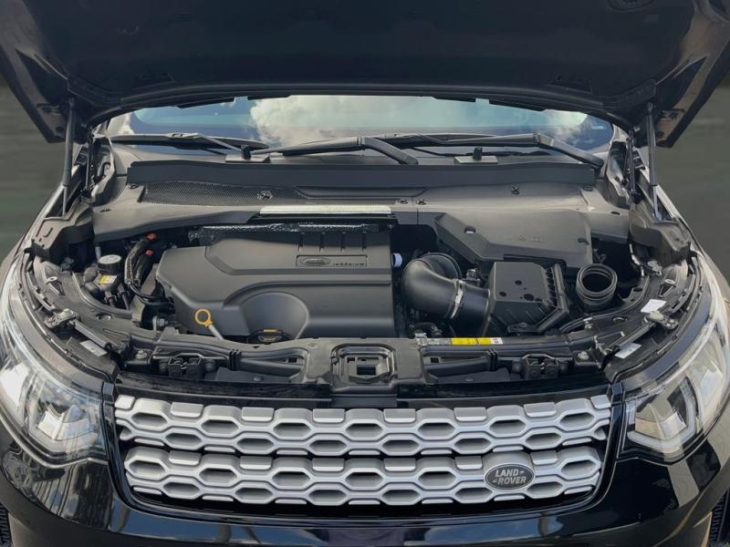 Land Rover Discovery Sport S - View 1