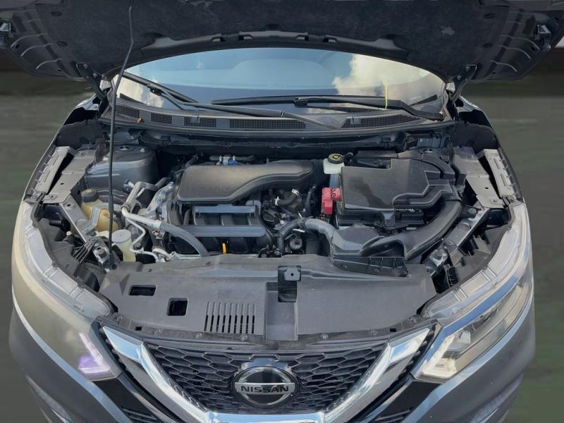 Nissan Rogue Sport S - View 1